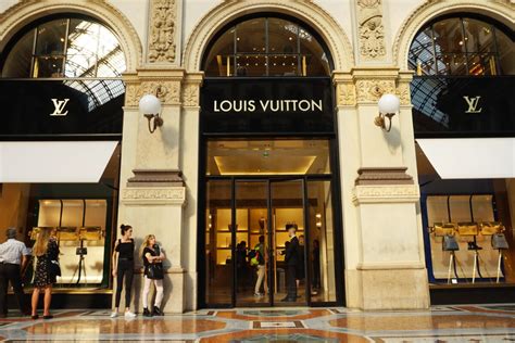 beograd louis vuitton|Vučić još jednom najavio dolazak Luj Vitona .